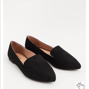 Torrid Black Faux Suede Pointed Toe Loafer (WW) size 9.5